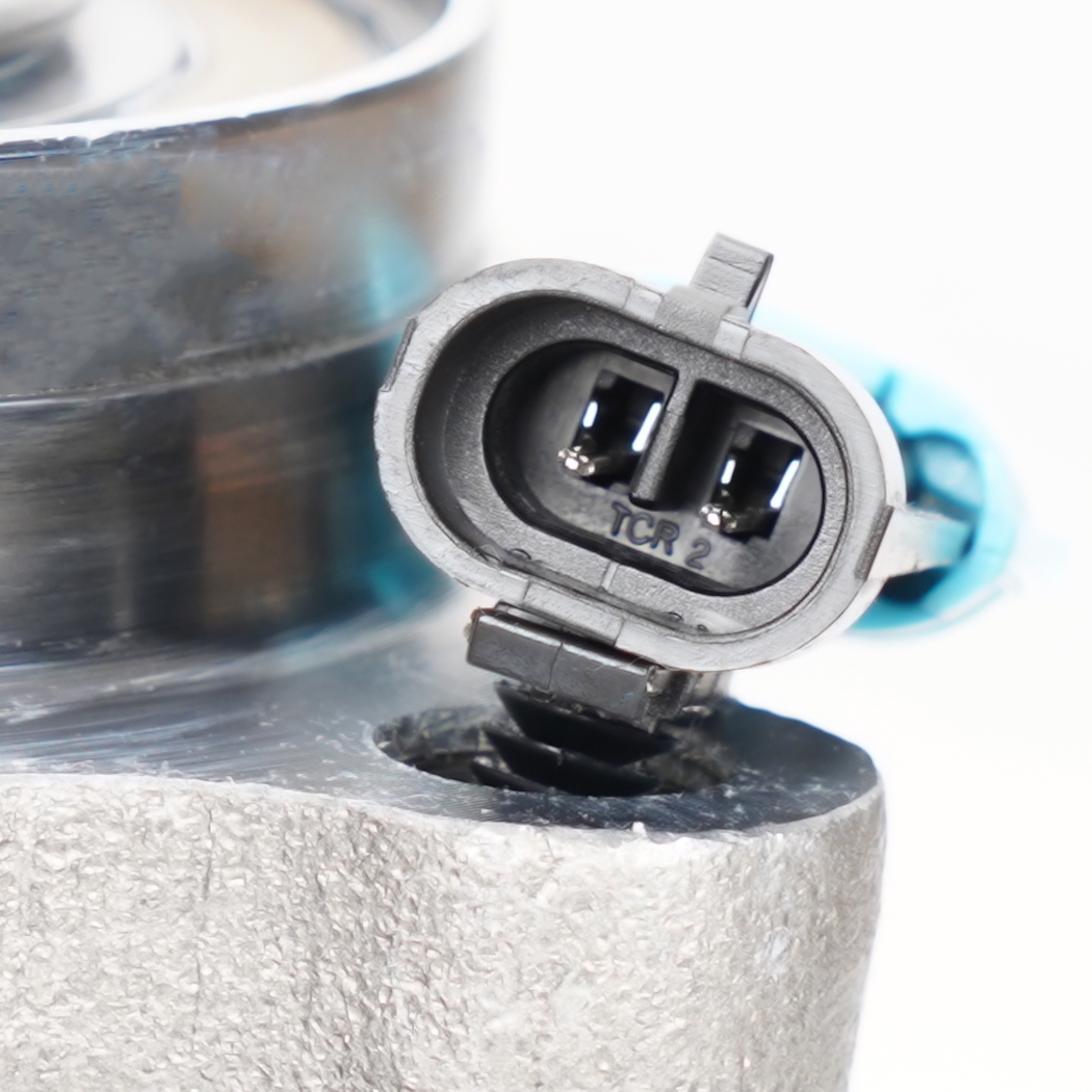 Hanhub 515099 ön tekerlek göbeği ve Chevy Silverado 3500 Sierra 3500 ile uyumlu yatak montajı SP580313 BR930783 15910969 8-LUG