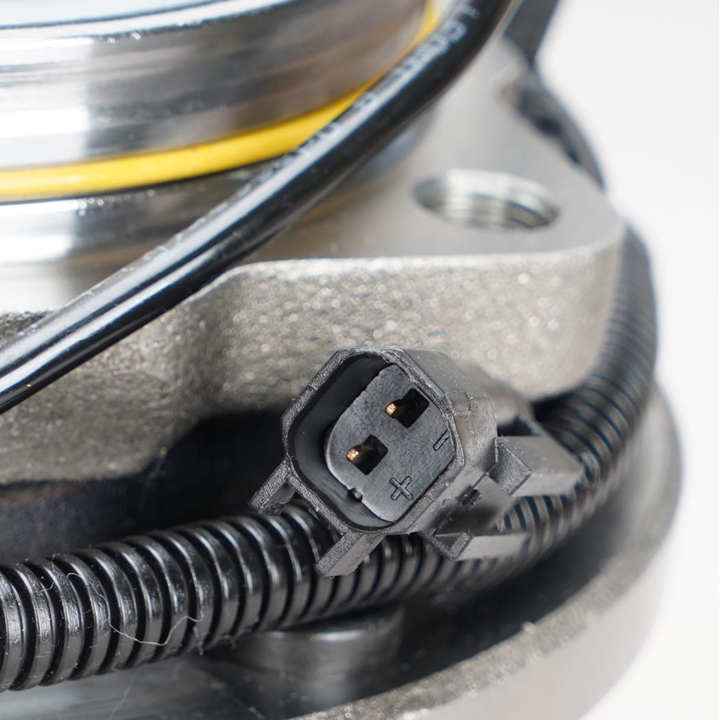 Hanhub 515146 ön tekerlek ve yatak montajı Chevy Silverado 2500 HD Silverado 3500 HD Sierra 2500 HD Sierra 3500 HD FW423 22762440 25807419 20873257 BR930827 SP6201 8-LUG